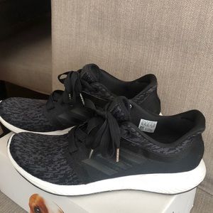 Adidas bounce running shoes